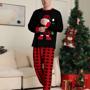 Pigiama natalizio da uomo con stampa "CREW NATALE", pantaloni scozzesi ed elementi di Babbo Natale, abbigliamento da casa festivo 1