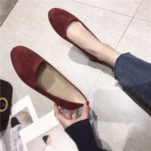 Scarpe da donna moda nuove scarpe nere a fondo piatto a testa tonda scarpe da donna incinte taglie forti 1