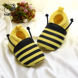 Le scarpe di stoffa per neonati autunnali e invernali da 0 a 18 mesi sono morbide e non cadenti 1