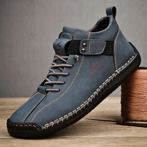 Nuovo 2025 scarpe casual da uomo in pelle fatte a mano design sneakers uomo scarpe in pelle traspirante stivaletti da esterno antiscivolo da passeggio 1