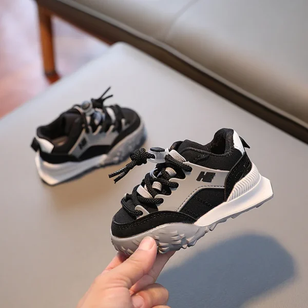 Scarpe sportive per bambini Neonati maschi Scarpe da esterno traspiranti in mesh Scarpe da corsa casual per bambine Scarpe da ginnastica per bambini 21-36 3