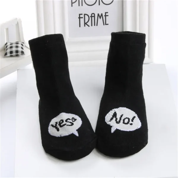 Primavera Autunno Inverno Bambino Sveglio Del Fumetto Calzini e Calzettoni Appena Nato Del Bambino Del Cotone Delle Ragazze Dei Ragazzi Del Bambino Asimmetria Anti-slip Calzini e Calzettoni per 0 -24 mesi 4