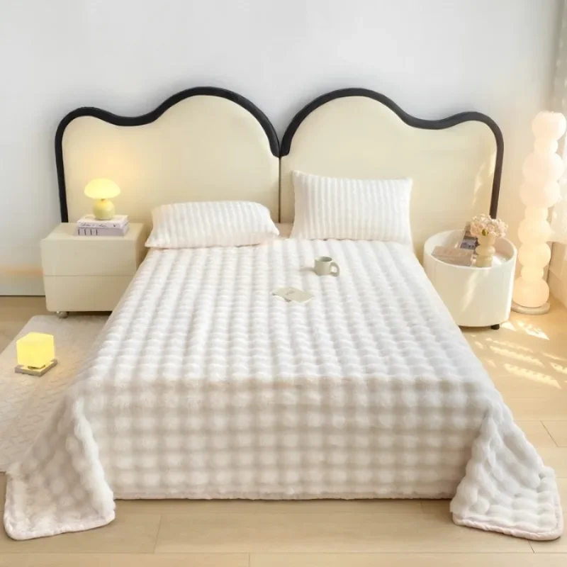 La coperta in velluto di latte di velluto a bolle da 1 pezzo è morbida, calda e traspirante e può essere utilizzata come coperta, lenzuolo o coperta 4