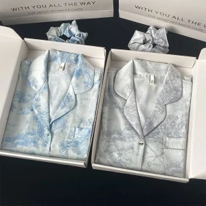 Autunno Inverno Nuovo Ghiaccio di Seta delle Donne Vestiti A Casa Risvolto Cardigan con Bottoni 2 Pezzi Outfit Set Donne Senior Stampa Pigiama per Le Donne 1