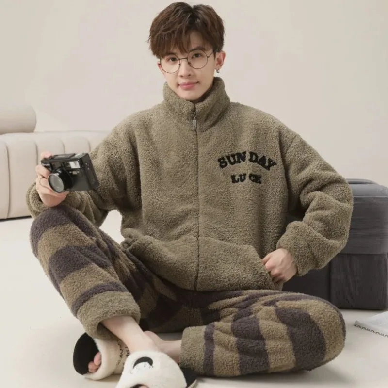 Pigiama per adolescenti Cartoon Autunno e inverno Pile di corallo addensato Set di abbigliamento da casa in flanella ingrassata Cerniera Biancheria intima di bellezza 3