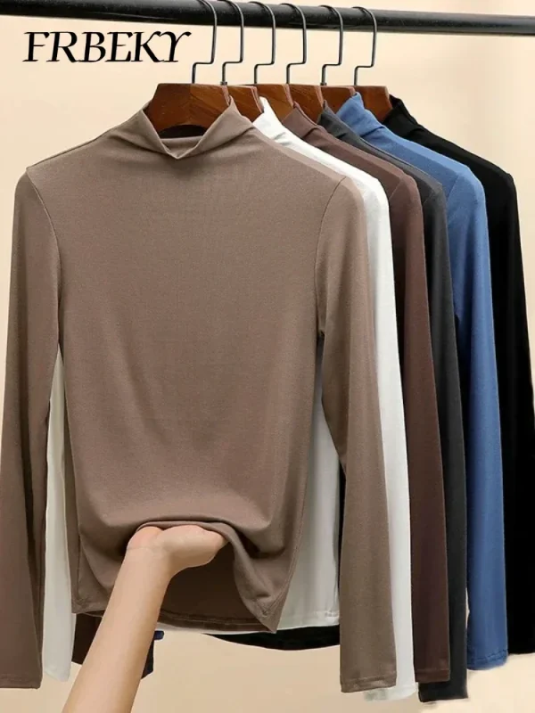 Camicia autunno collo semi-alto che tocca il fondo T-shirt interna a maniche lunghe moda Top maglione da donna maglieria elegante moda coreana 1