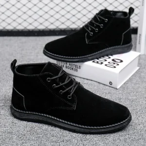 2025 Nuove scarpe da uomo Stivali Chelsea da uomo in pelle scamosciata di lusso Moda comodi stivaletti stringati Stivali da uomo casual di alta qualità all'aperto 1