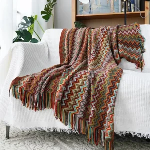 Coperta da letto bohémien modello lavorato a maglia decorazione per la casa, copridivano a righe colorate, copriletto di grandi dimensioni, copri asciugamano per l'estremità del letto dell'hotel 1