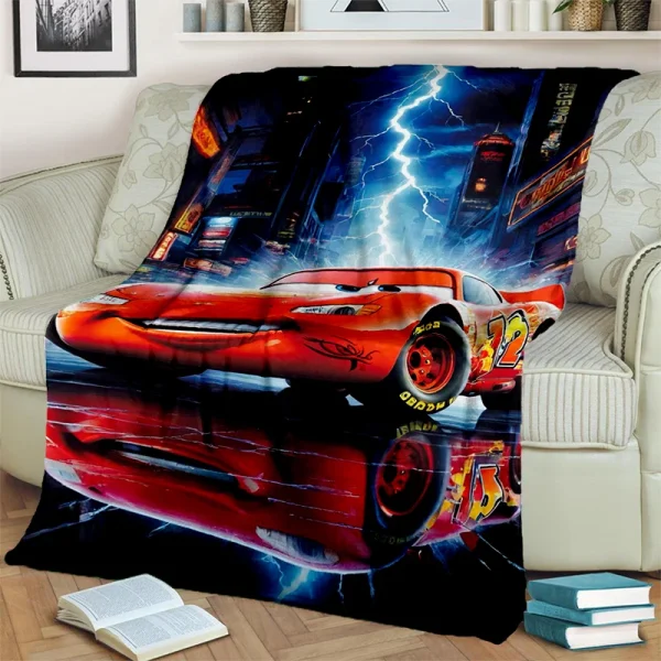 2025 nuove auto dei cartoni animati Saetta McQueen regalo morbida coperta di peluche, coperta di flanella per soggiorno camera da letto letto divano copertura bambino 3