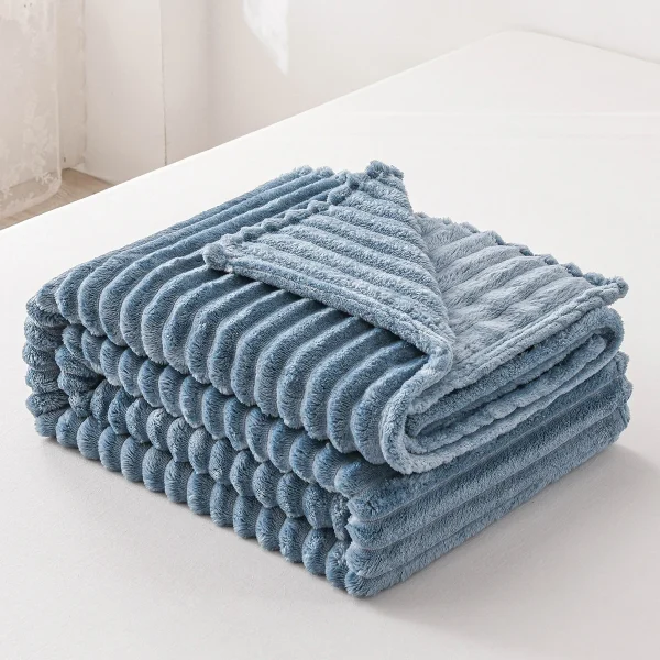 1pc Coperta di flanella tinta unita Morbida coperta calda per divano Divano letto da ufficio Coperta regalo multiuso da viaggio da campeggio 5