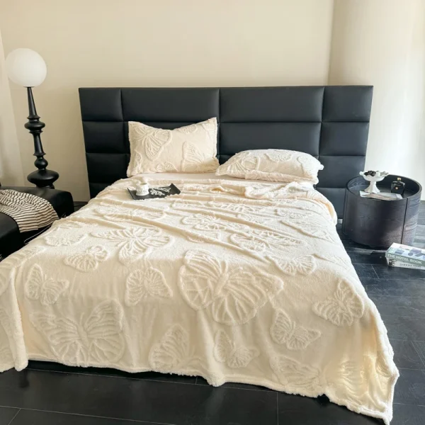 Lussuosa coperta jacquard con farfalla in chiffon, scialle morbido e accogliente in flanella, perfetta per divano o letto 3