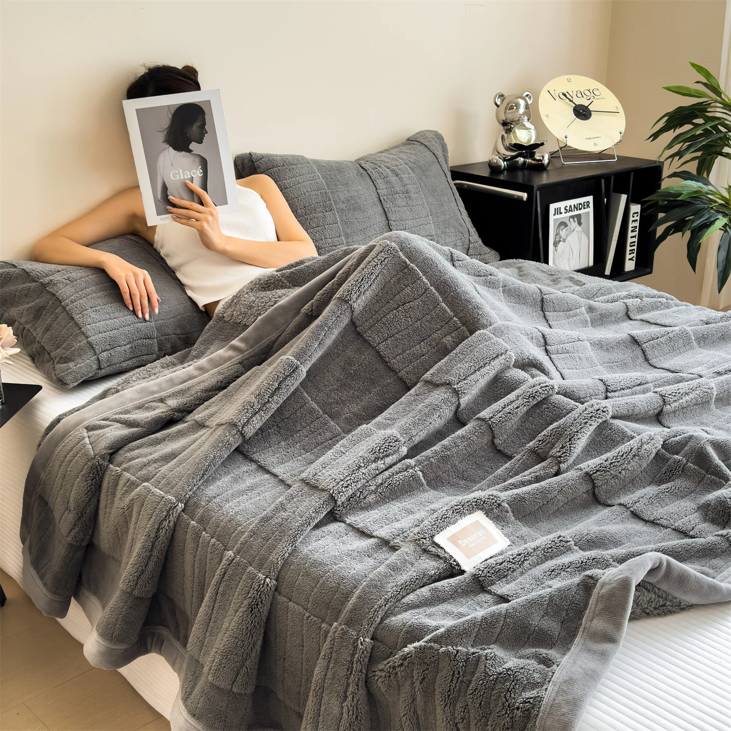 Set di coperte o coperte in morbido peluche tinta unita con federe in pile caldo e leggero, coperte per copriletti per divano letto 2