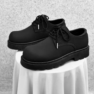 Nuove scarpe da uomo in pelle piccole da lavoro casual semplici e versatili 1