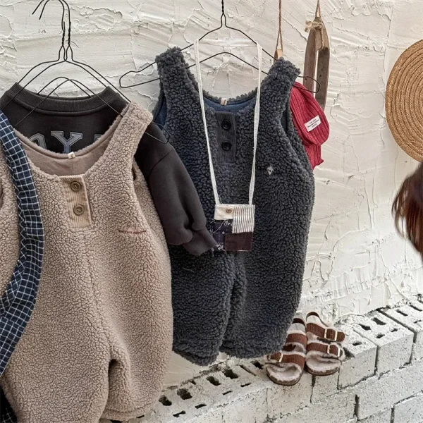 4666 Tuta per bambini 2024 Inverno Nuova neonata Pantaloni con cinturino in lana di agnello più pantaloni con bretelle in velluto 1