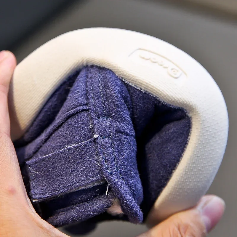 Autunno inverno scarpe per bambini per ragazze ragazzi stivali da neve scarpe da bambino per neonati calde scarpe in cotone per bambini antiscivolo all'aperto in peluche 5