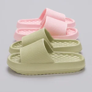 Pantofole a nuvola con fondo spesso donna estate 2024 sandali con plateau con suola morbida leggera donna scarpe da spiaggia antiscivolo casual diapositive 1