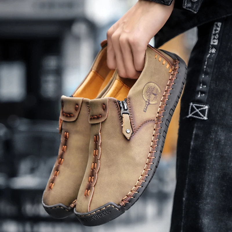 Comode scarpe da uomo in pelle Casual Slip On mocassini da uomo Qlity scarpe in pelle spaccata appartamenti da uomo vendita calda mocassini scarpe Plus Size 2