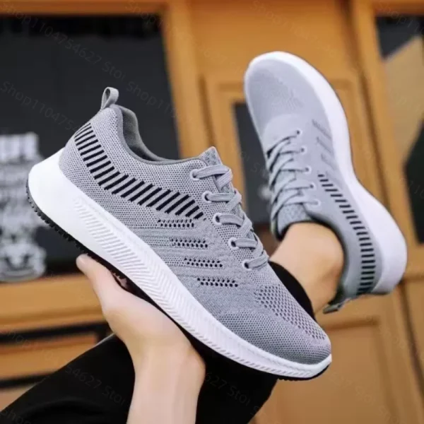 Nuove scarpe casual ispessite resistenti all'usura da uomo, scarpe sportive alla moda, tennis traspirante, tennis da allenamento per passeggiate all'aperto 2