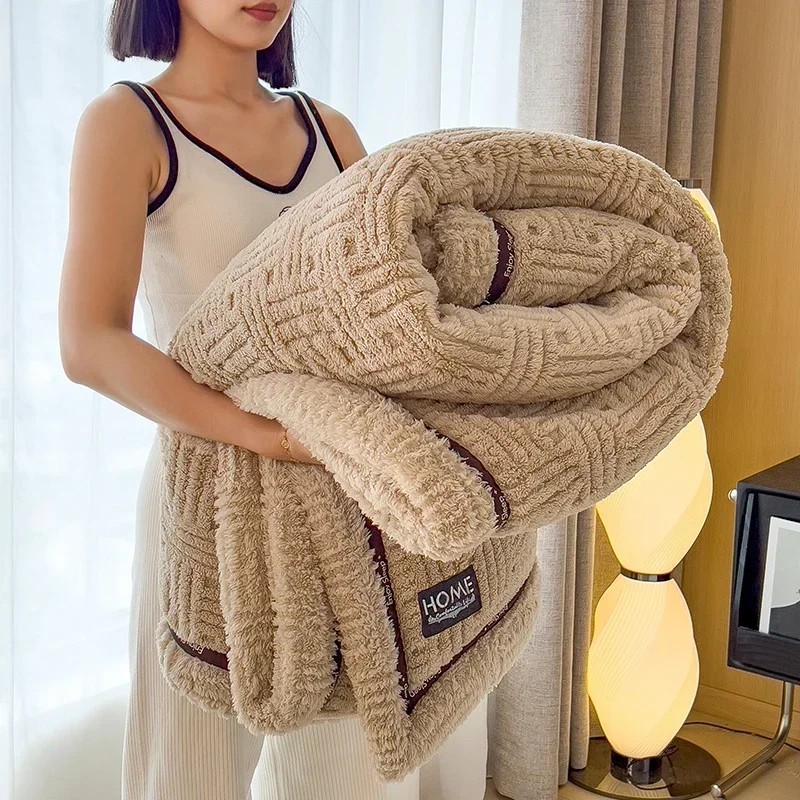 Nuova coperta in pile autunno inverno a metà lato morbida e soffice coperta da letto per maternità e bambini calda e traspirante coperta per divano 2