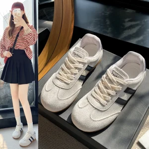 2025 Scarpe da donna di grandi dimensioni in pelle primaverile, scarpe smerigliate con suola morbida scarpe da tavolo casual piatte comode scarpe singole 1