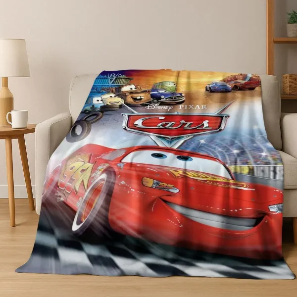 Cars McQueen Racing Car Cartoon Coperta di flanella per bambini Coperta morbida e calda per camera da letto Soggiorno Letto Viaggio Campeggio Picnic Regalo 3