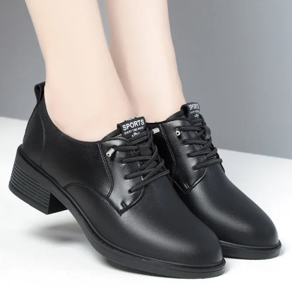 Scarpe con tacco tondo da donna primavera autunno stile britannico tacco quadrato décolleté da ufficio senza pizzo festa da lavoro comode in morbida pelle 2024 2