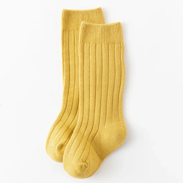 Nuovi calzini per bambini Solid Kids Infant Girls Boys Calzino alto al ginocchio Ragazza per bambini Calzino lungo a righe in cotone solido per bambini 0-5 anni 6