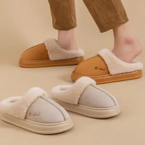 Pantofole soffici con plateau Scarpe da casa da donna Moda Peluche Scarpe firmate invernali da donna Calzature casual eleganti per la casa di grandi dimensioni 1