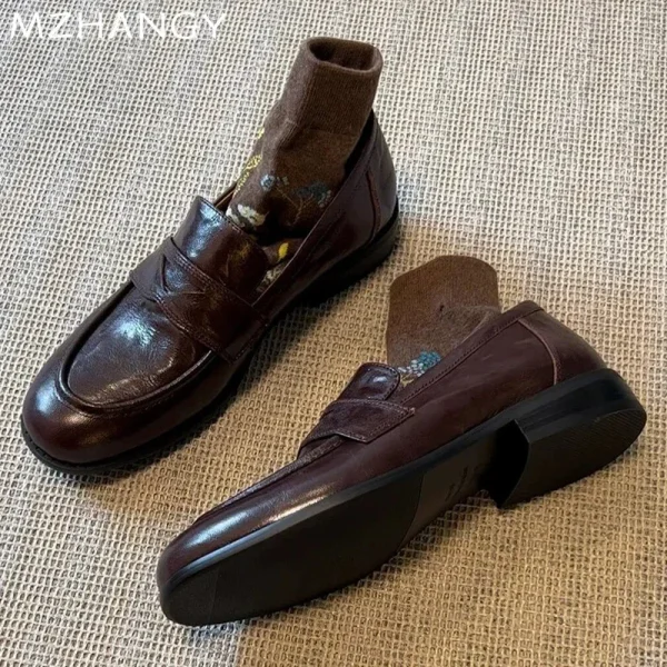 Donne Appartamenti Mocassini Scarpe di Cuoio Del Progettista Retro Scarpe 2024 di Tendenza Autunno Scarpe Classiche Delle Donne Nuovo Vestito Da Passeggio Femme Zapatillas 4