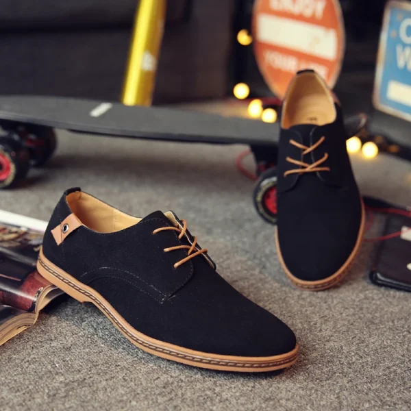 2024 Scarpe da uomo in pelle scamosciata primaverile Scarpe casual Oxford Sneakers classiche Calzature comode Scarpe eleganti Appartamenti di grandi dimensioni 2