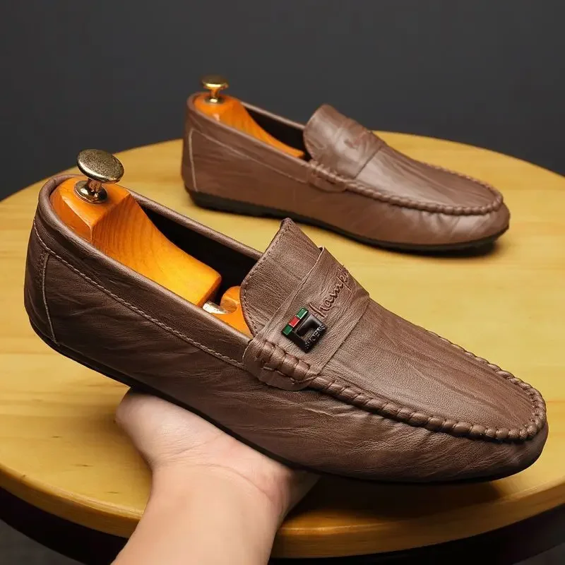 Primavera Autunno Uomo Scarpe eleganti Mocassini bianchi Scarpe casual in pelle Slip on Mocassino Scarpe Zapatos Casuales Mocassini firmati da uomo 4