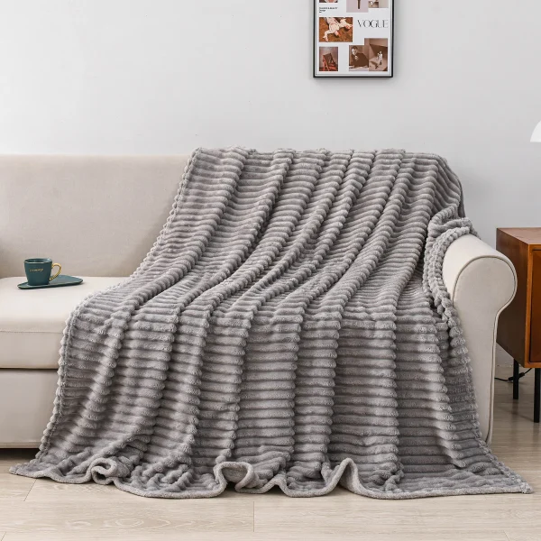 1pc Coperta di flanella tinta unita Morbida coperta calda per divano Divano letto da ufficio Coperta regalo multiuso da viaggio da campeggio 1