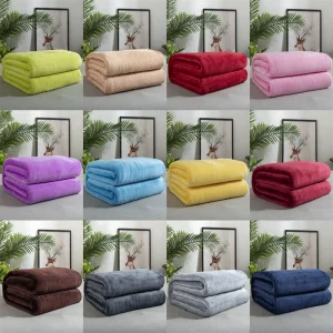 Coperta morbida in flanella coperta multifunzione per pausa pranzo comoda coperta per aria condizionata per l'uso in camera da letto dell'ufficio 1