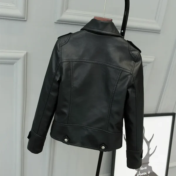 Versione coreana della giacca sottile in pelle PU da donna 2023 Primavera / Autunno Inverno Nuovo cappotto corto in pelle da motociclista 3