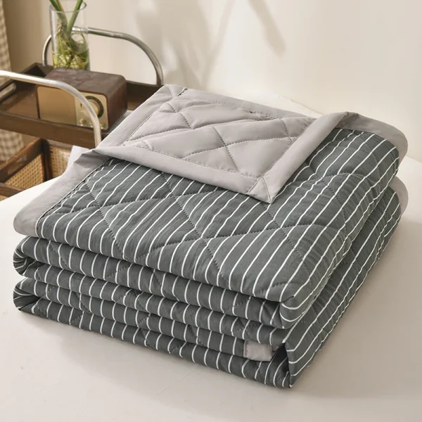 1piumino stampato Coperta estiva Trapunta sottile delicata sulla pelle Trapunta per aria condizionata Trapunta morbida per la casa Compunta 	 (Senza federa) 1