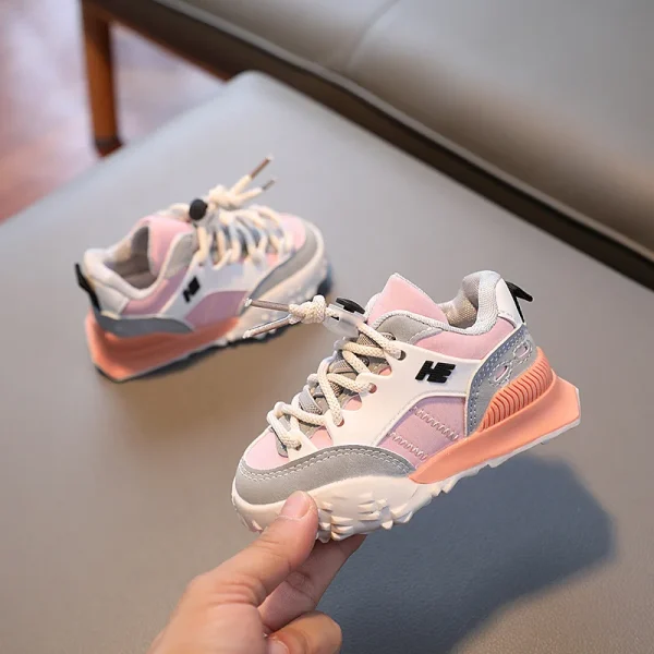 Scarpe sportive per bambini Neonati maschi Scarpe da esterno traspiranti in mesh Scarpe da corsa casual per bambine Scarpe da ginnastica per bambini 21-36 2
