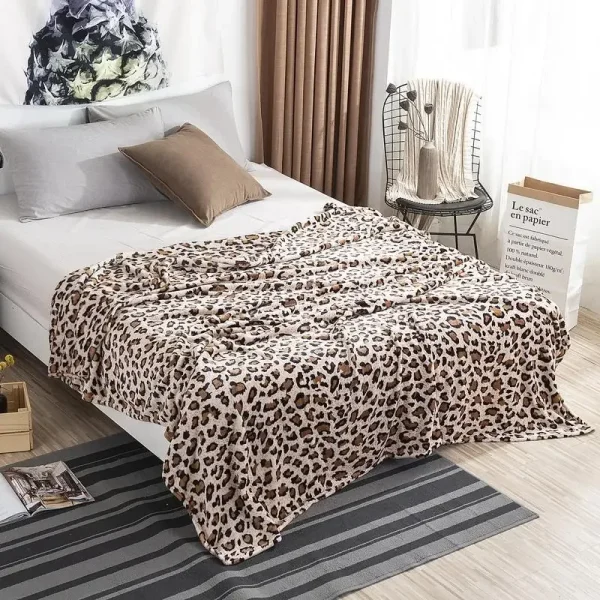 Coperte in flanella di pile corallo super morbido Coperte scozzesi con copriletto per divano letto stampate a strisce leopardate e zebrate 3