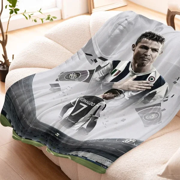Coperte per divano per l'inverno Cristiano Ronaldo Caldo letto al ginocchio in pile Personalizzato da campeggio Soffici coperte morbide Biancheria da letto in microfibra King Size 5