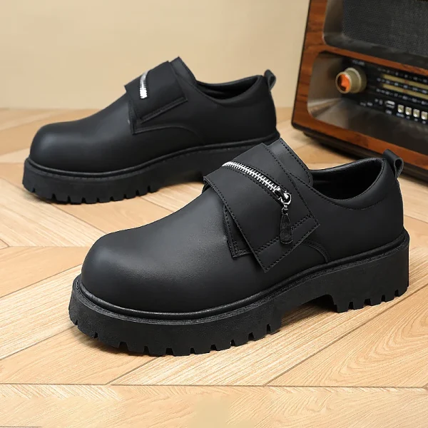 CYYTL Scarpe casual da uomo Mocassini in pelle Stivali da lavoro da ufficio Piattaforma Camminata all'aperto Moda Sport Designer di lusso Sneakers Estate 2