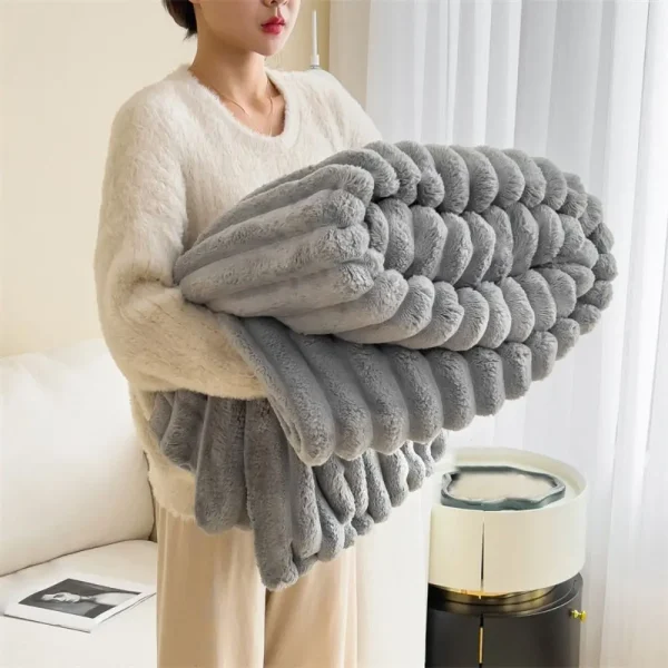 Calde coperte a righe in peluche Trapunta condizionata Soffici getta Coperta ultra morbida in pelliccia di coniglio sintetica per divano sedia divano 3