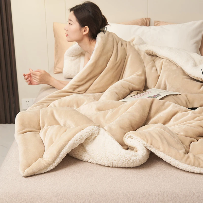 Coperta multifunzionale in finta lana d'agnello Coperte Queen per letti Coperta in pile di latte super morbida e confortevole 4