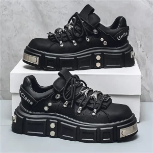 CYYTL Scarpe da uomo con plateau Scarpe da ginnastica casual in pelle da skateboard Sport estivi Escursionismo all'aria aperta Mocassini da corsa da tennis di design di lusso 1