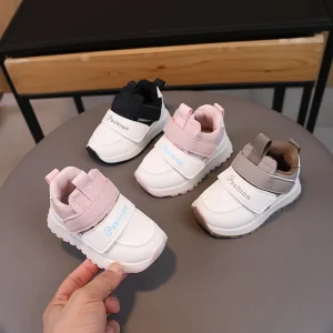 Scarpe da bambino autunno inverno Scarpe da ginnastica per bambini in morbida pelliccia calda Primi camminatori per neonati Scarpe sportive casual per bambina Cachi, Nero, Rosa 1