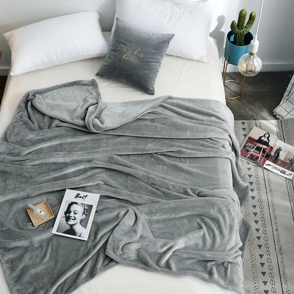 Coperta per aria condizionata per ufficio coperta tinta unita coperta di lusso leggera e confortevole coperta addensata autunno e inverno - immagine 2