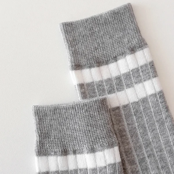 ﻿   Calzini alti al ginocchio a righe alla moda per bambini Primavera Autunno Calza lunga lavorata a maglia Calzature per ragazza in morbido cotone Calzino per gambe per bambini 35 cm 6
