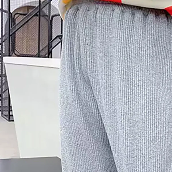 Pantaloni da jogging per ragazze durevoli e morbidi con pantaloni ricamati in cartone animato, ideali per l'abbigliamento quotidiano e le attività sportive, pantaloni per bambini 5