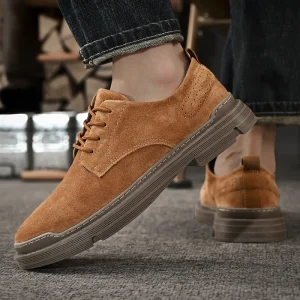 Scarpe da uomo retrò in vera pelle Casual antiscivolo Scarpe da lavoro quotidiane in pelle scamosciata resistenti all'usura Vendita calda Punta tonda Low Top British Styl 1