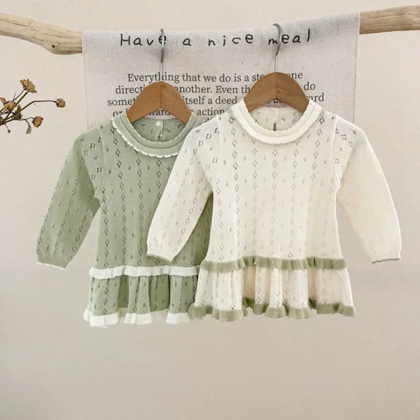 2025 Nuovo Autunno 0-4 Anni Abbigliamento per bambini Neonate Tinta unita Pullover lavorato a maglia Maglioni Bambini Manica lunga Scava Fuori Maglione 2