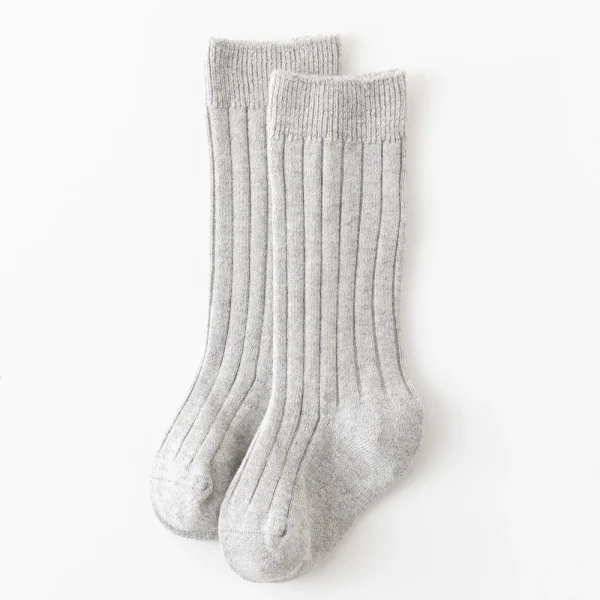 Nuovi calzini per bambini Solid Kids Infant Girls Boys Calzino alto al ginocchio Ragazza per bambini Calzino lungo a righe in cotone solido per bambini 0-5 anni 5