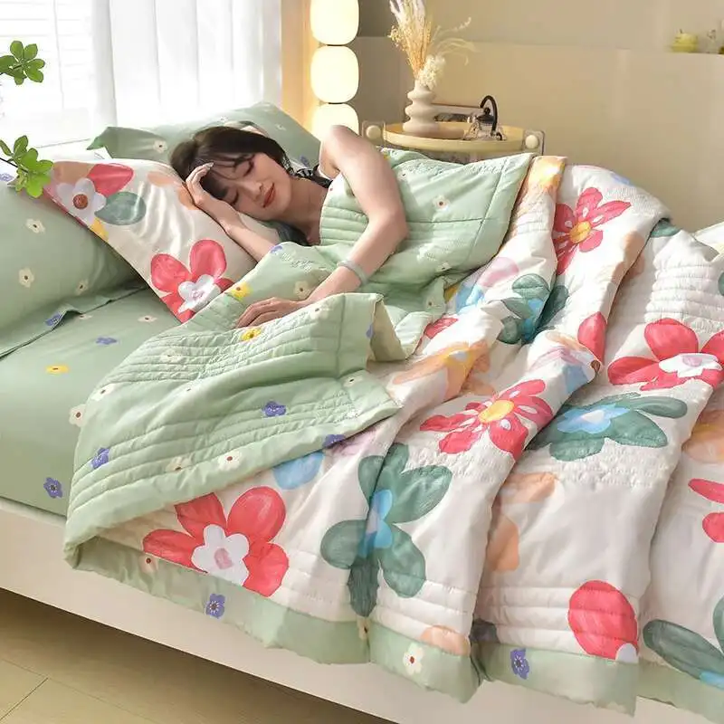 Trapunta patchwork estiva Solstice, copriletto trapuntato stampato a fiori, trapunta/piumino singolo/queen/king size per notti fantastiche 5